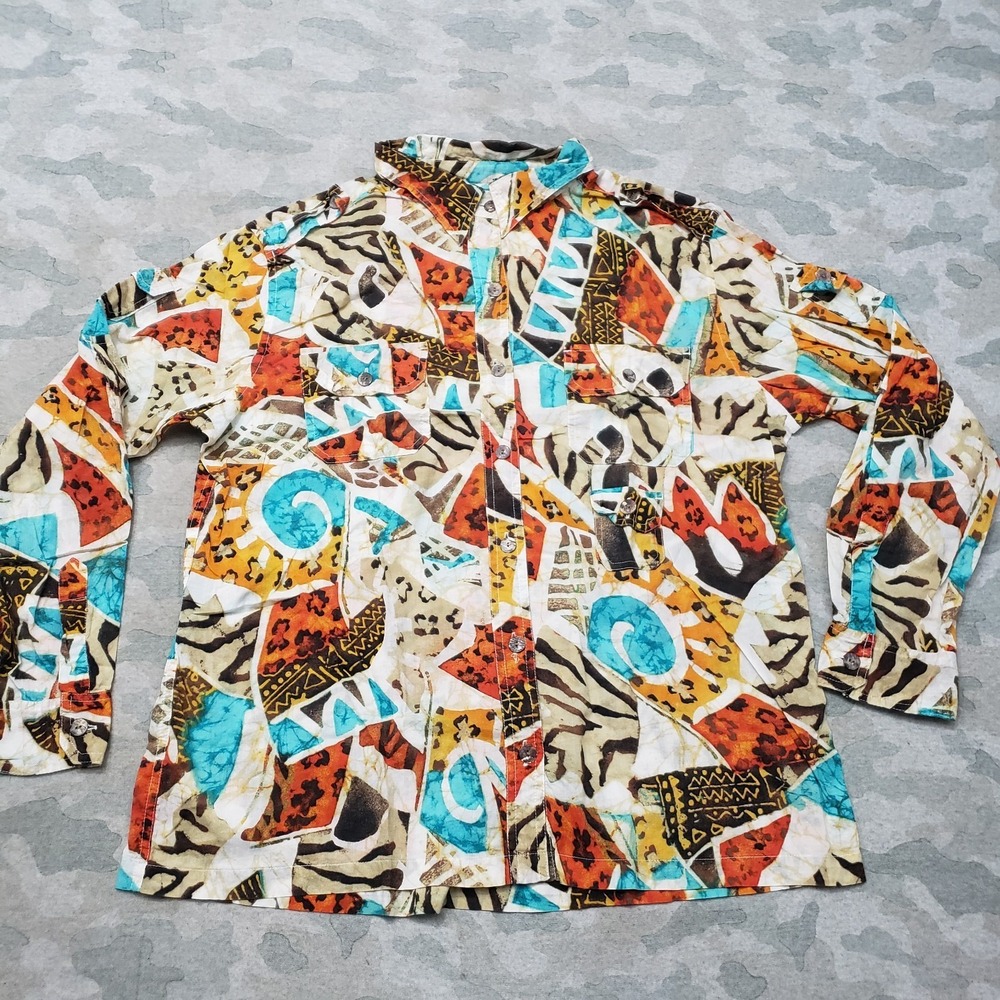 Chico's Top Womens 2 Beige Pockets Long Sleeve Button-Up Geo Print Festival